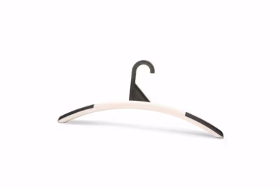 Nero - ripustin liukuesteillä