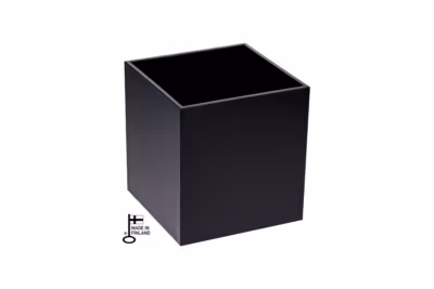 Box L black